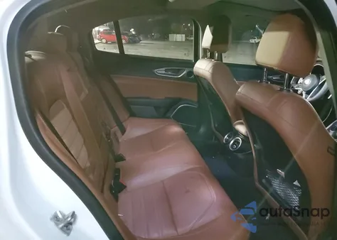 2019 Alfa Romeo Giulia Ti из США, поврежденный, VIN 606364